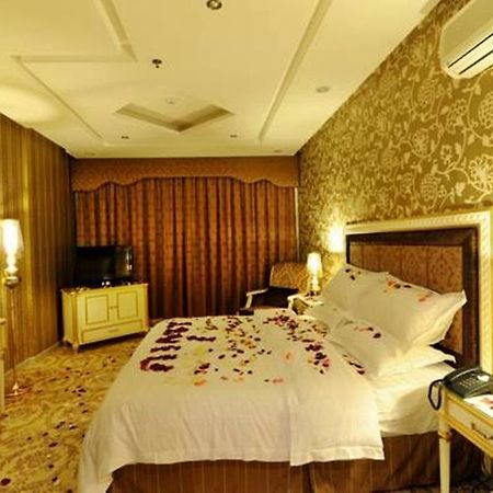 Rose Garden Hotel Riyadh Exterior photo